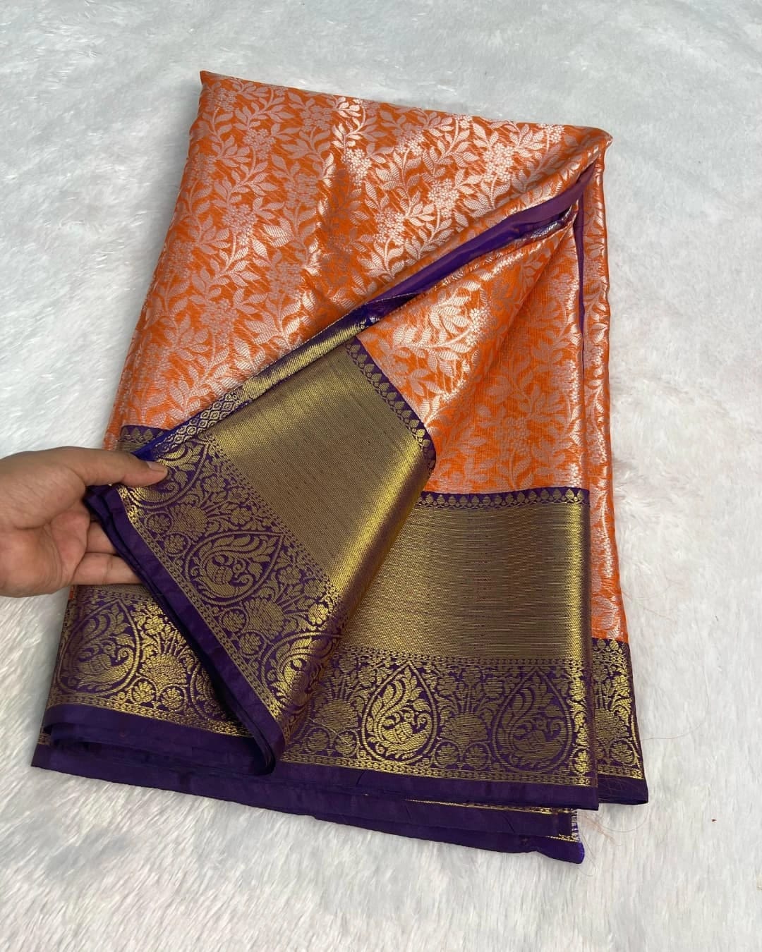 Beautiful Banarasi Tanchui Silk Saree in Colors of Orange and Wine